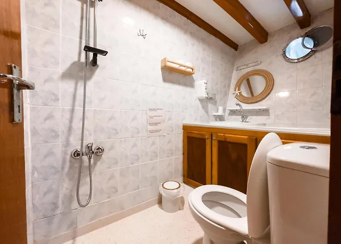 Seaborn Legend Bateau-hôtel